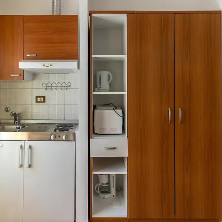 Liburnija Apartment *