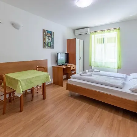 Liburnija Apartment