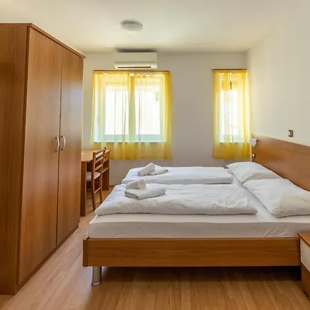 Liburnija Apartment