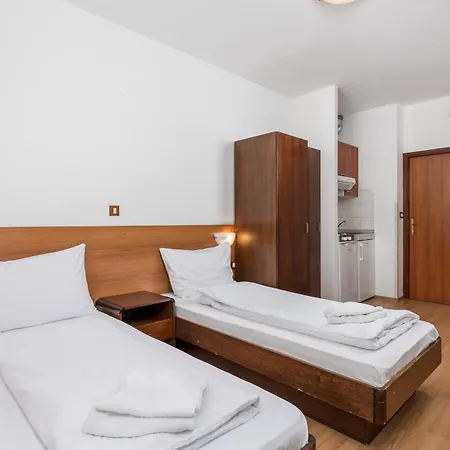 Liburnija Apartment *